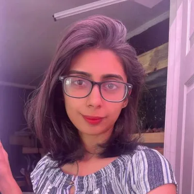 Pakistani Viral TikTokers Leaks WhatsApp Group